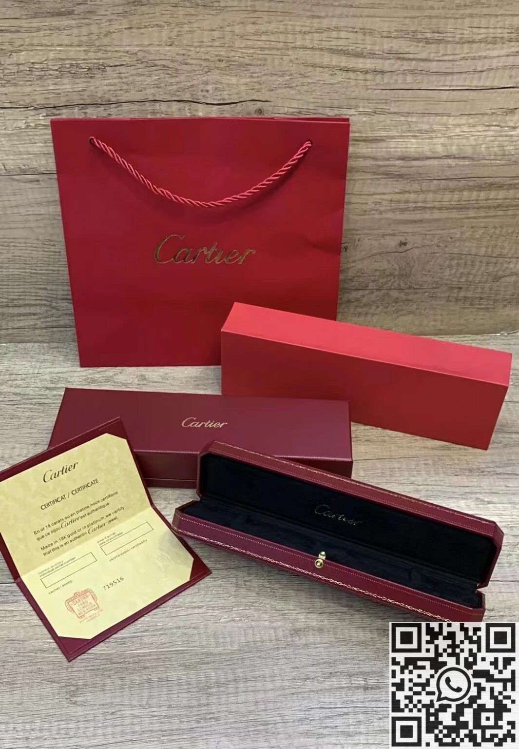 Cartier Watch Box -CH Replica Watches